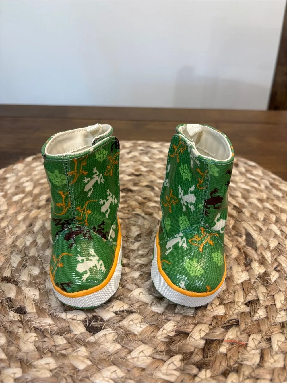 Infant Green Frog Print Canvas Boots